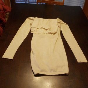 NWOT Energie sweater size medium.
